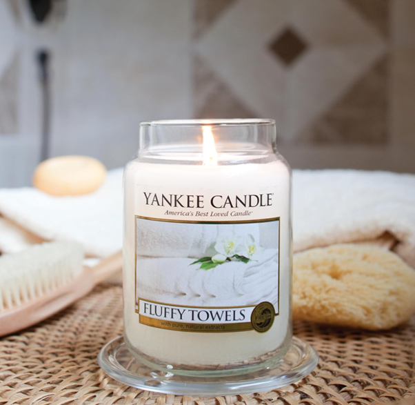 Yankee Candle Large Jar - Fluffy Towels - Burn Time 150 Hours - 623g